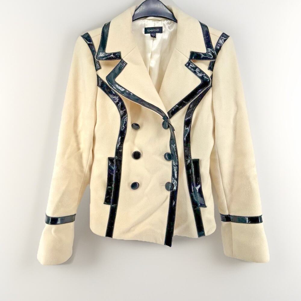 Bebe Cream Wool Blend Blazer Black Patent Leather Trim Size Small